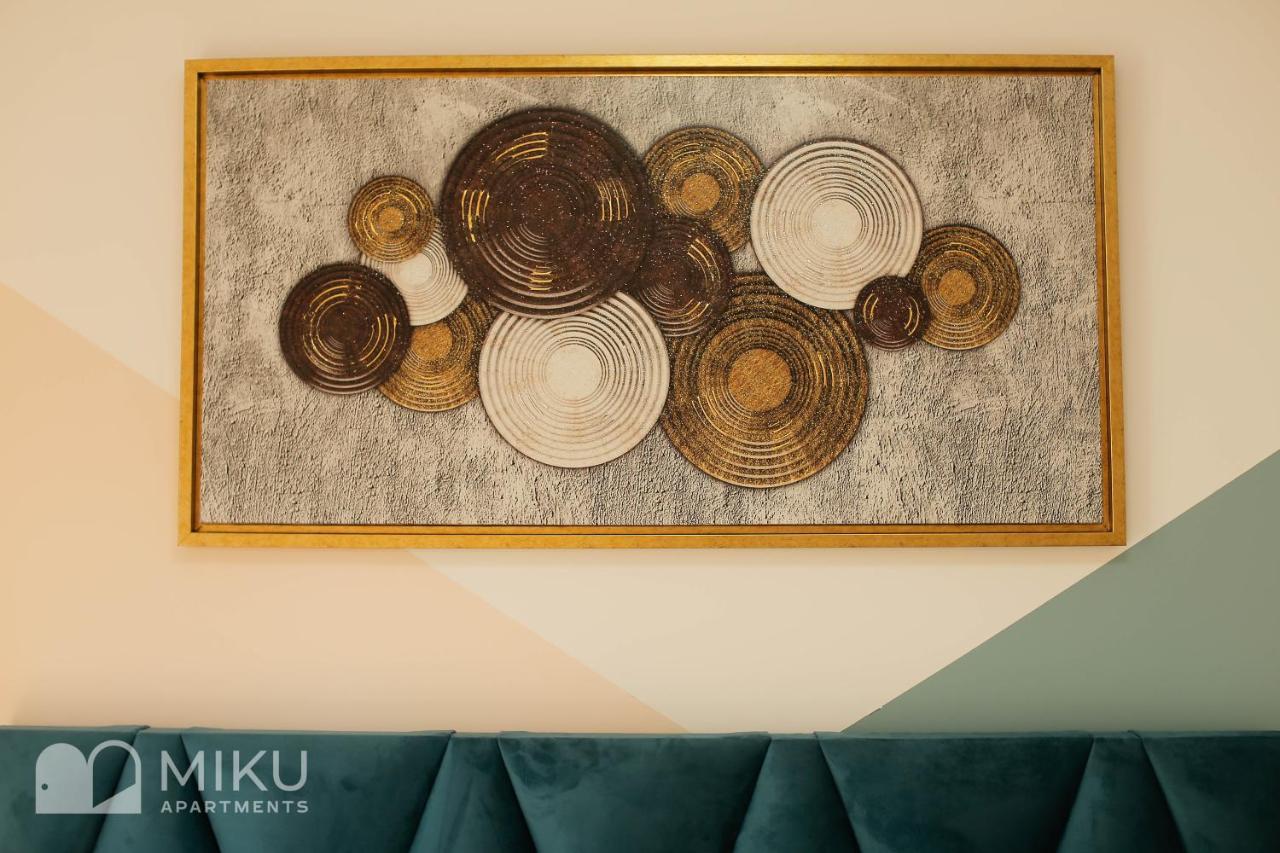 Miku Apartment Tiranë Eksteriør bilde