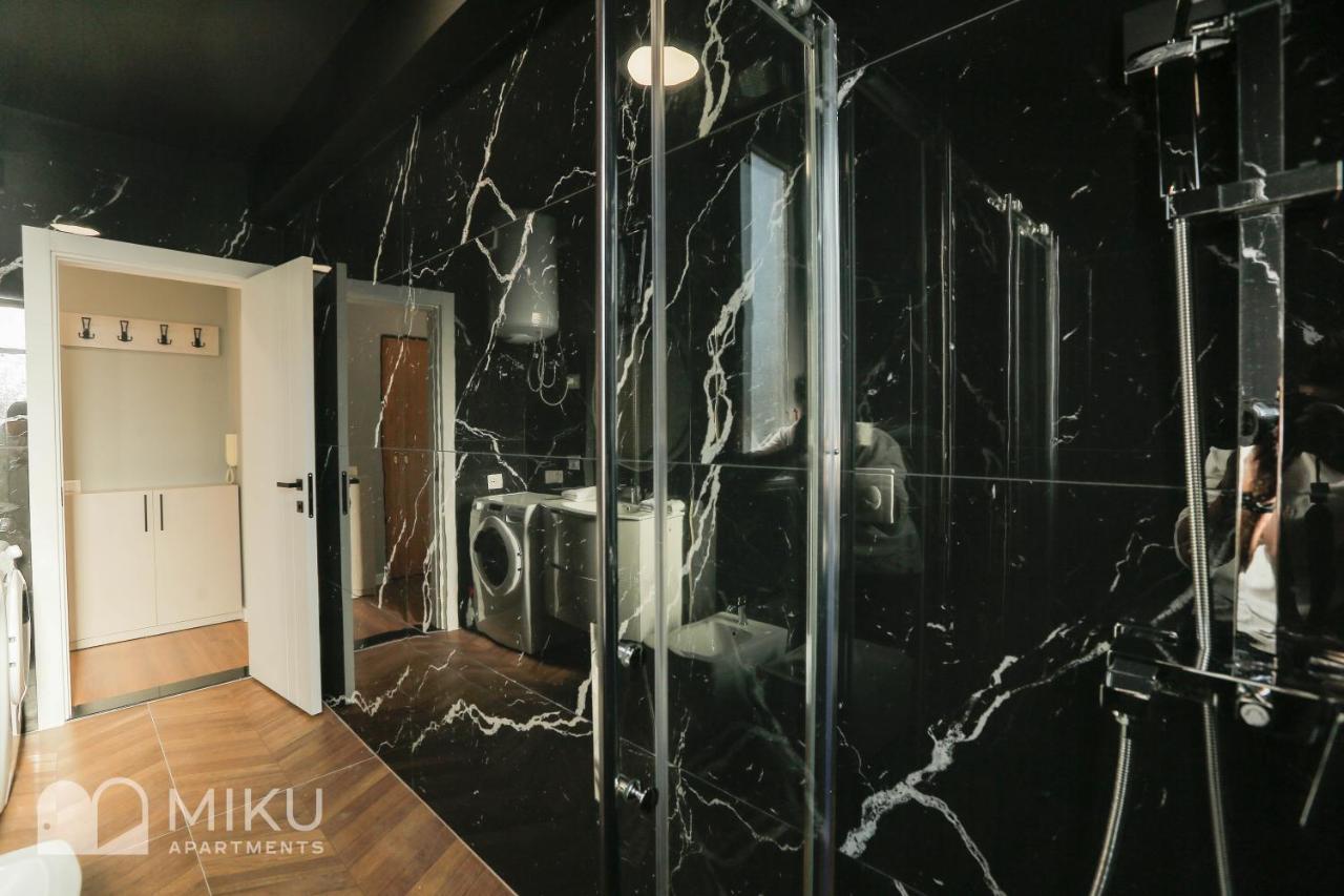 Miku Apartment Tiranë Eksteriør bilde